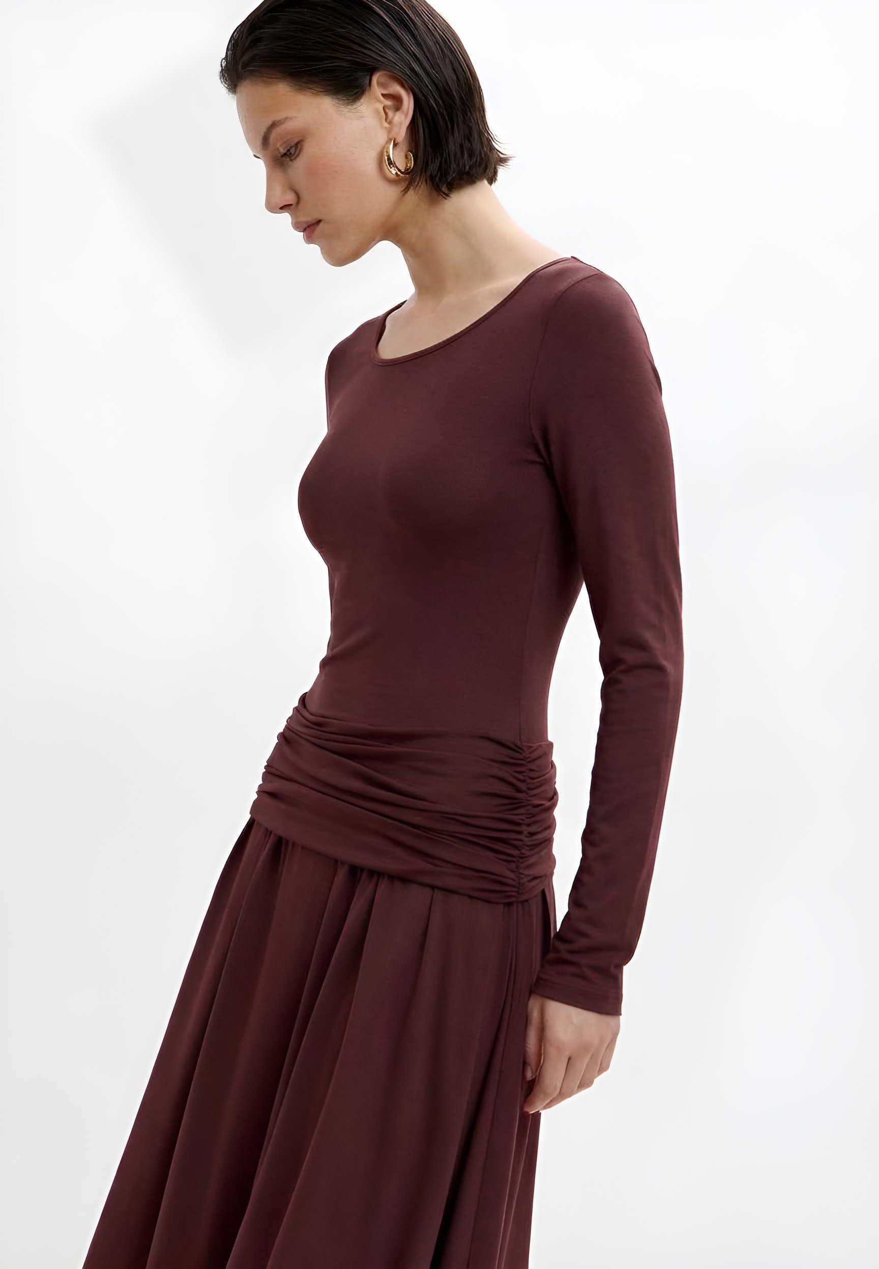 Платье ассиметричное