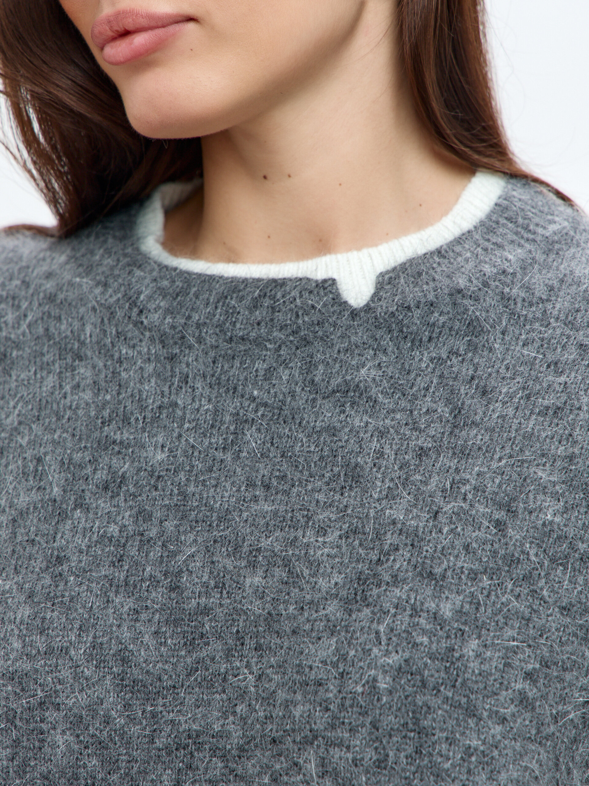 Свитер из ангоры