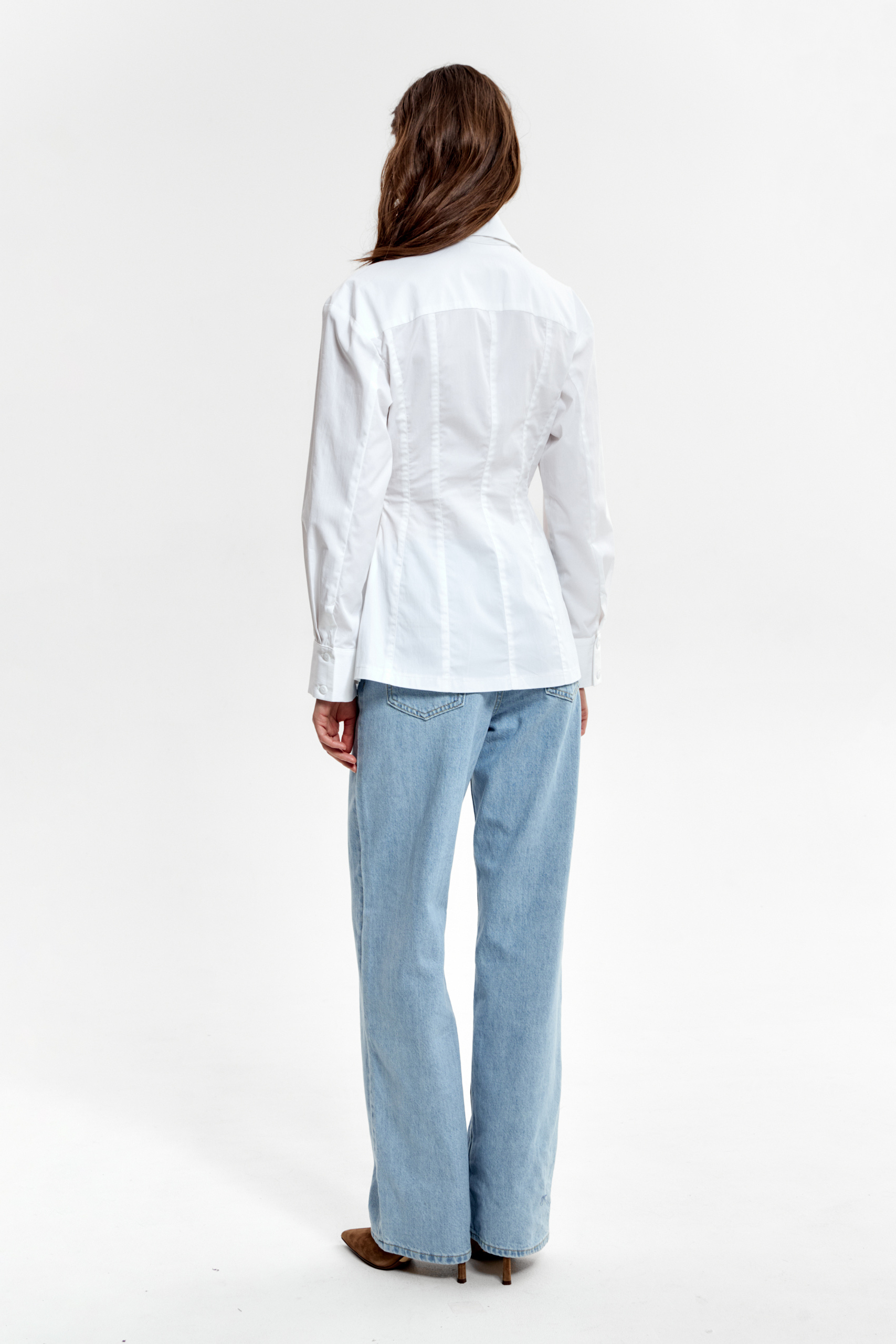 Рубашка приталенная с клапанами