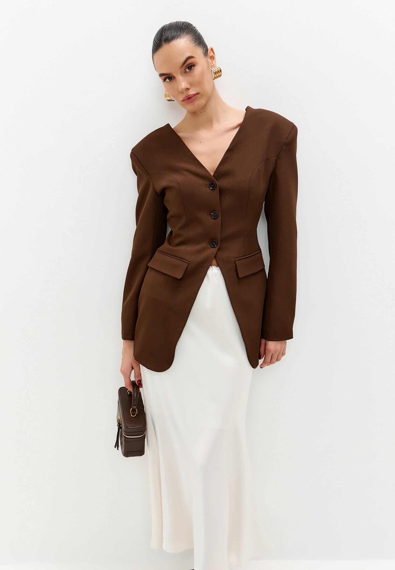  Жакет с вырезом на спине