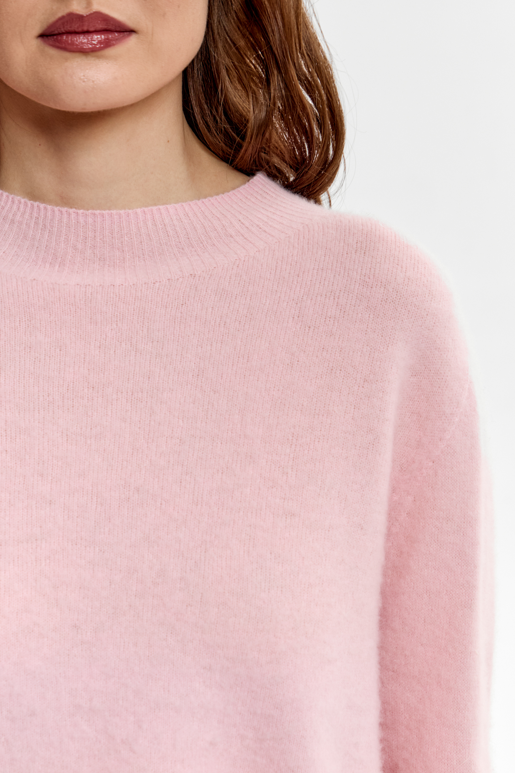  Джемпер с боа