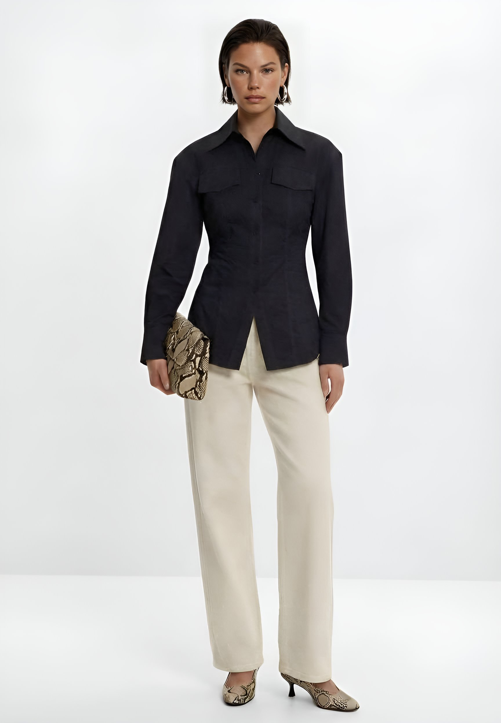 Рубашка приталенная с клапанами