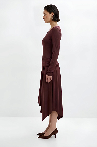 Платье ассиметричное