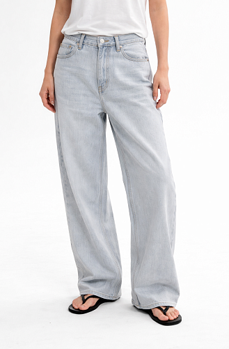 Джинсы серые