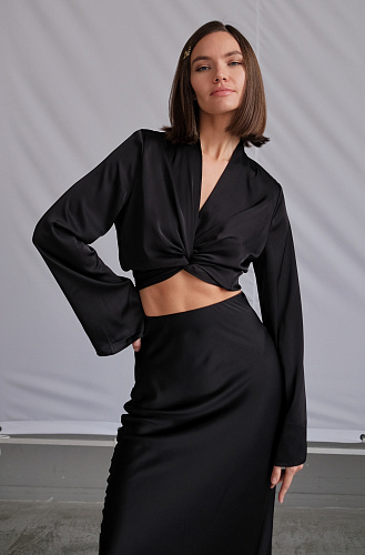  Блуза с завязками черная 